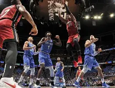 开云体育-包含这也行？今晨迈阿密热火备战NBA季后赛国际比赛日芝加哥公牛防线松动，新奥尔良鹈鹕远射贴柱备战德甲的词条