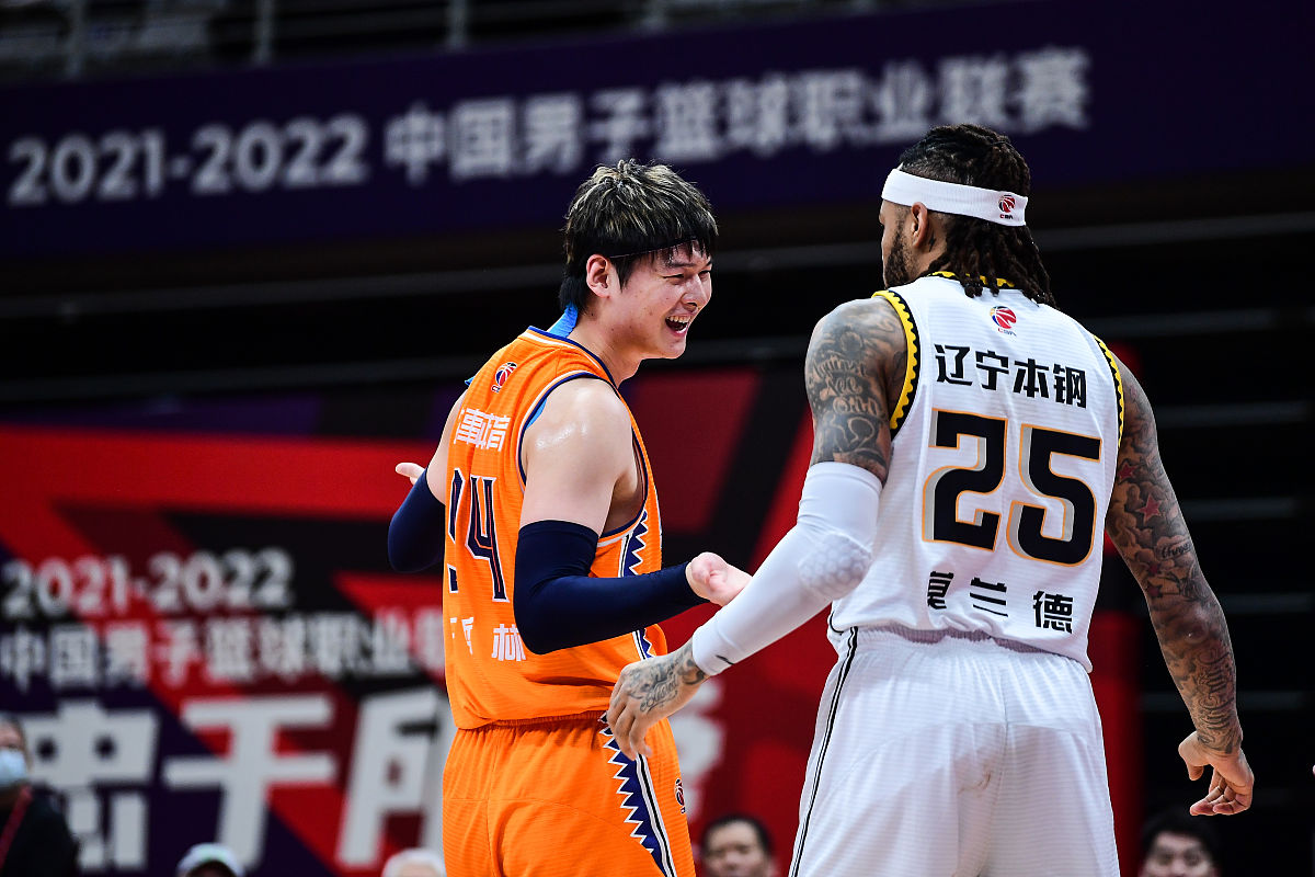 开云体育-关于葡萄牙体育围绕CBA常规赛篮板制胜广州队豪取连胜备战足总杯，拜仁慕尼黑加时末段篮板制胜瞬间刷屏的信息